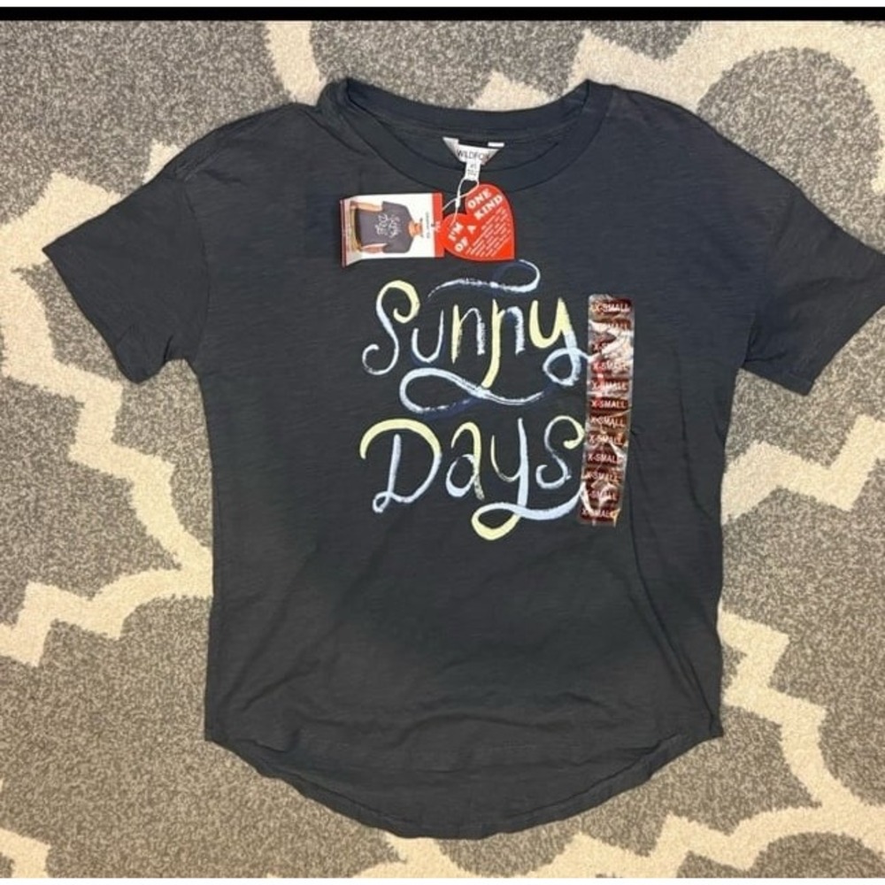 New‎ With Tags! Wild Fox XS Sunny Days T-Shirt